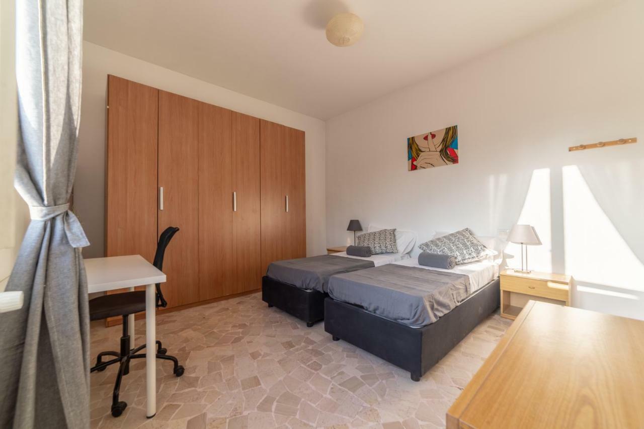 Bologna Fiera Fani Apartment Bagian luar foto