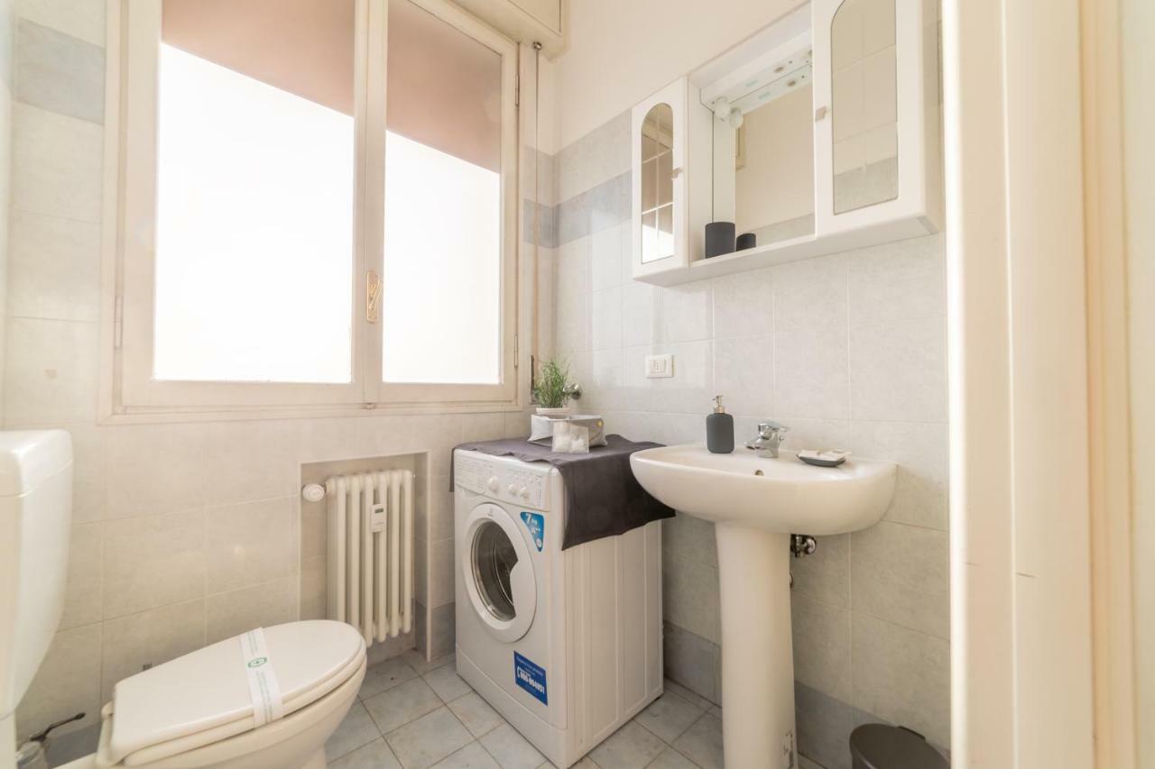 Bologna Fiera Fani Apartment Bagian luar foto